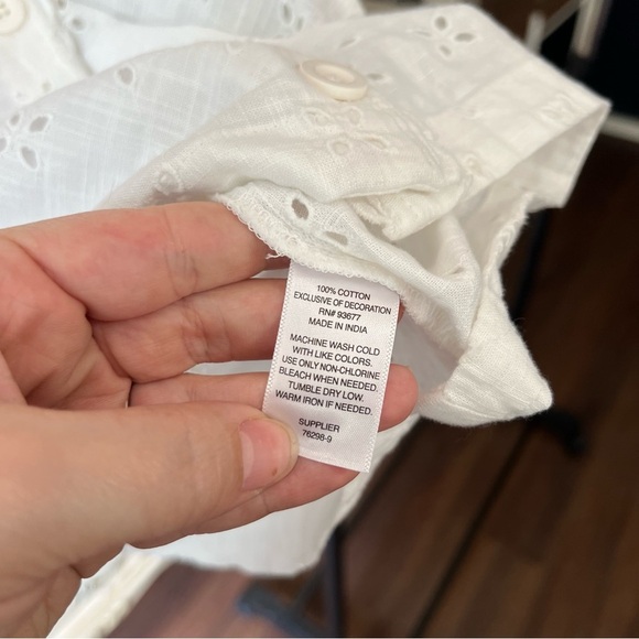 A New Approach Cotton Eyelet Front Button Tank Top Vest - Picture 5 of 6